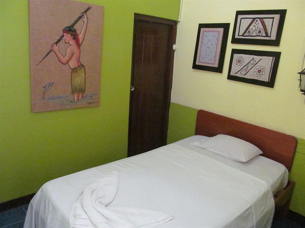 Hotel La Casona Iquitos Exterior foto